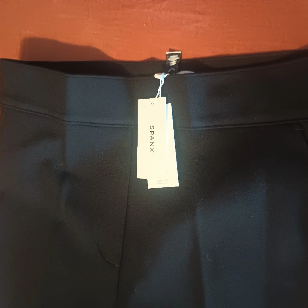 SPANX perfect Fit Kick Flare Ponte Pant L - Picture 5 of 7